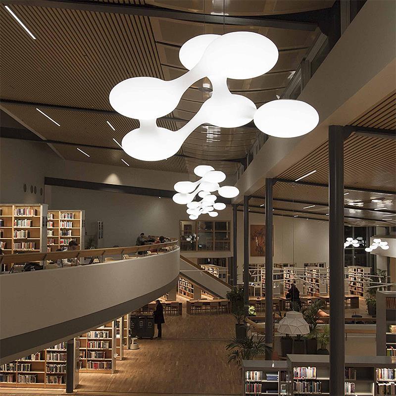 Projekt, Bibliotek belysning: Jubilerande bibliotek med rumsskapande ljusgestaltning