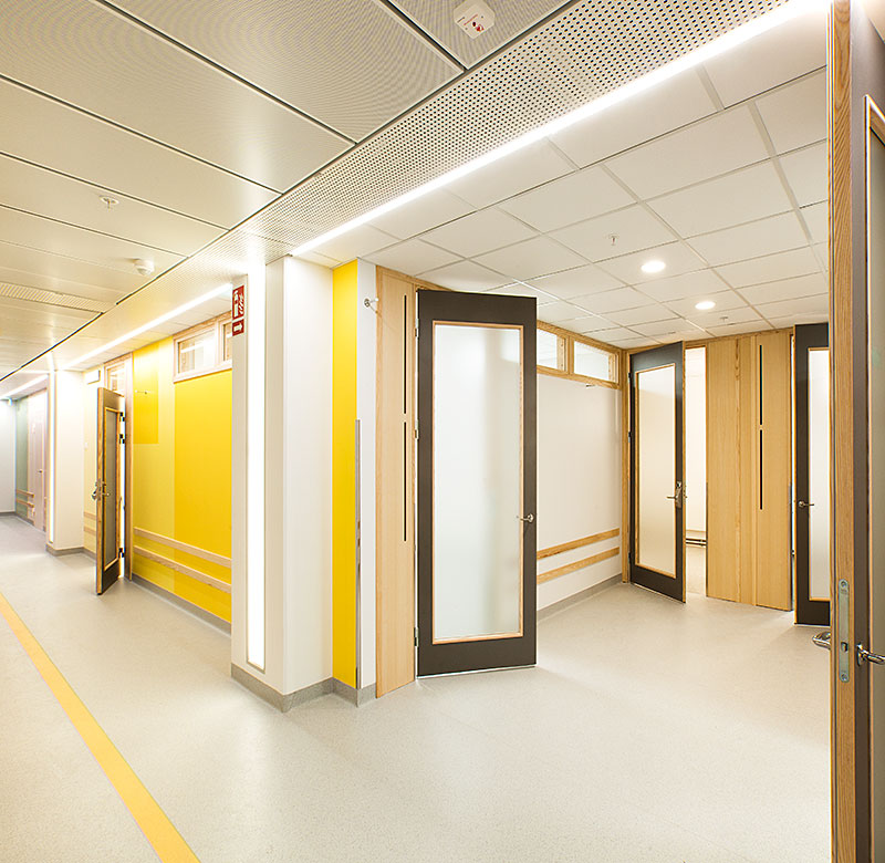 Projekt, Sjukhusbelysning: SÖS korridor med Line 45