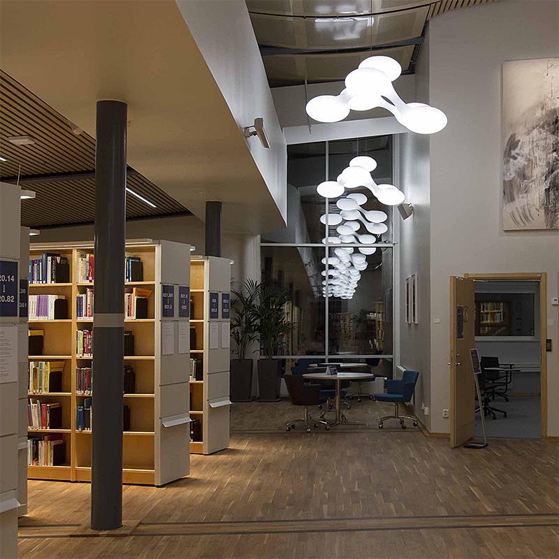 Projekt, Bibliotek belysning: Cosmo_4Twenty5 shelf_LTU Biblioteksljussättning_Designat Ljus_Flux 2