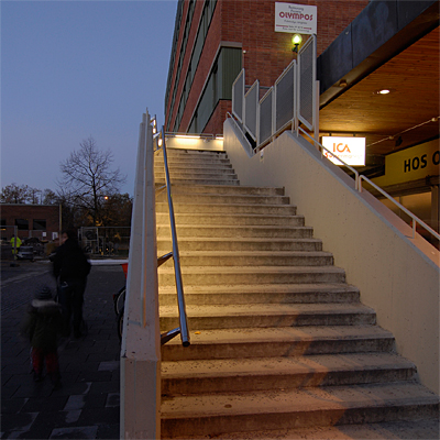 Projekt, Gångväg / GC-belysning: Det ursrpungliga syftet med armaturen är integrering i trappräcken